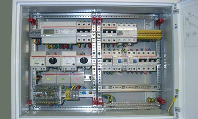 Что такое электрический шкаф