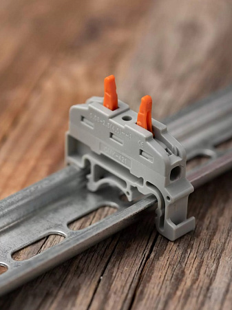 Клемма проходная СК-412-2 на дин-рейку 2полюса (0.5-4мм) HLT